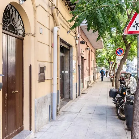 Casa Dante With Balcony By Wonderful Italy *